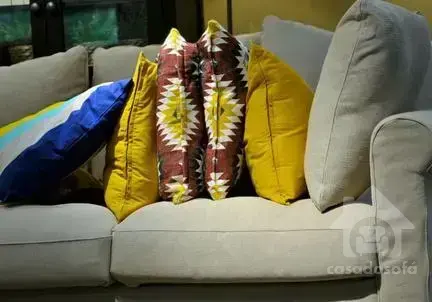 Benefícios de escolher uma cor de sofá que está em alta