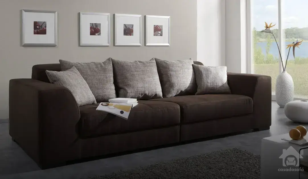 Como escolher a cor de sofá que está em alta