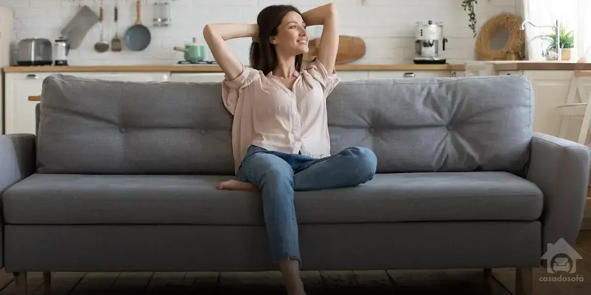 A importância de pesquisar antes de comprar poltronas com preço baixo