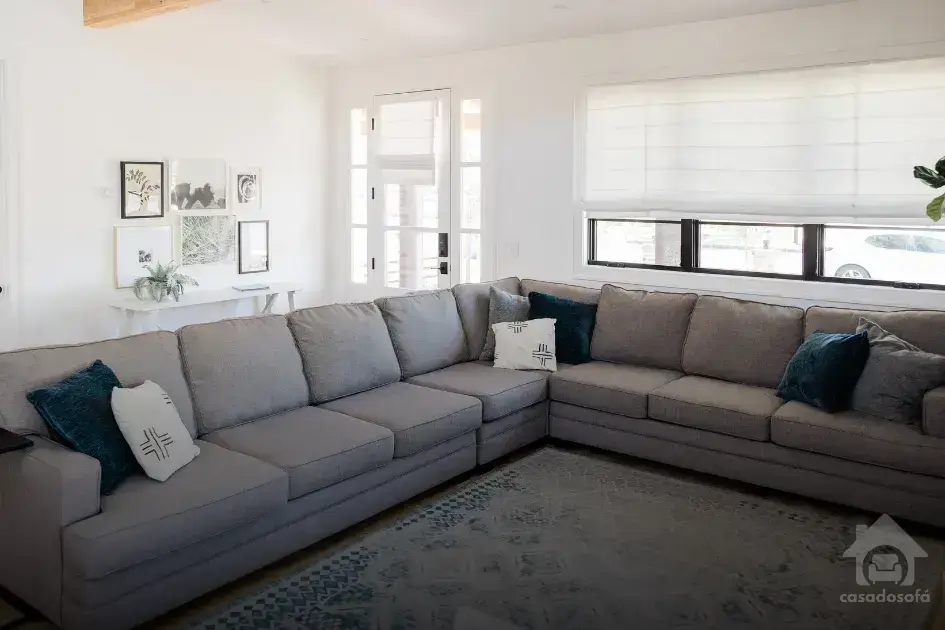 Como escolher a cor ideal para o seu sofá