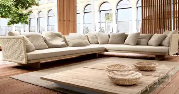 Cores vibrantes e ousadas para sofás