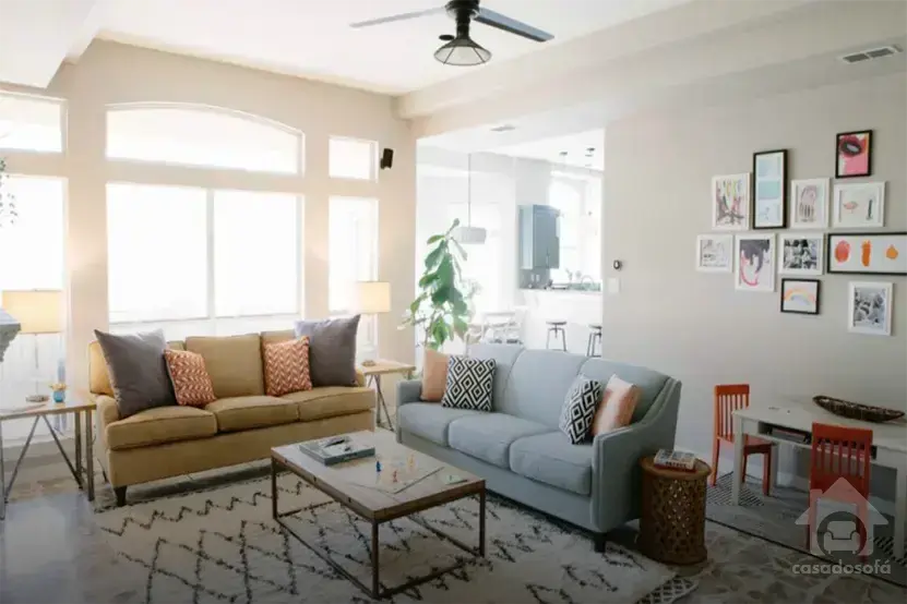 Efeito Cinza: Saiba Como Transformar seu Sofá com a Elegância da Cortina