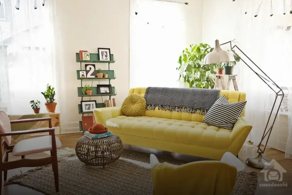Harmonizando Estilos: Cortinas de Luxo e Decoração de Sala