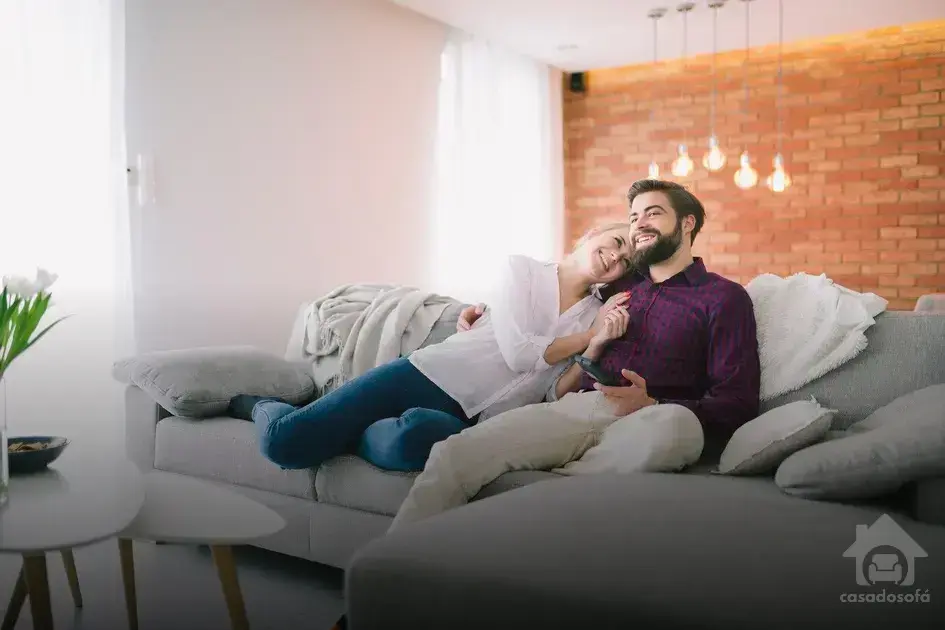 Ideias Criativas para Utilizar Sofá Pequeno Grande Estilo em Ambientes Compactos