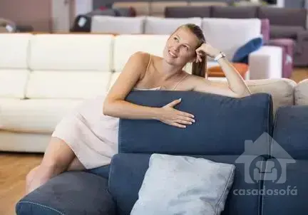 Manutenção e cuidados para garantir a durabilidade do Sofá Herval 4 lugares