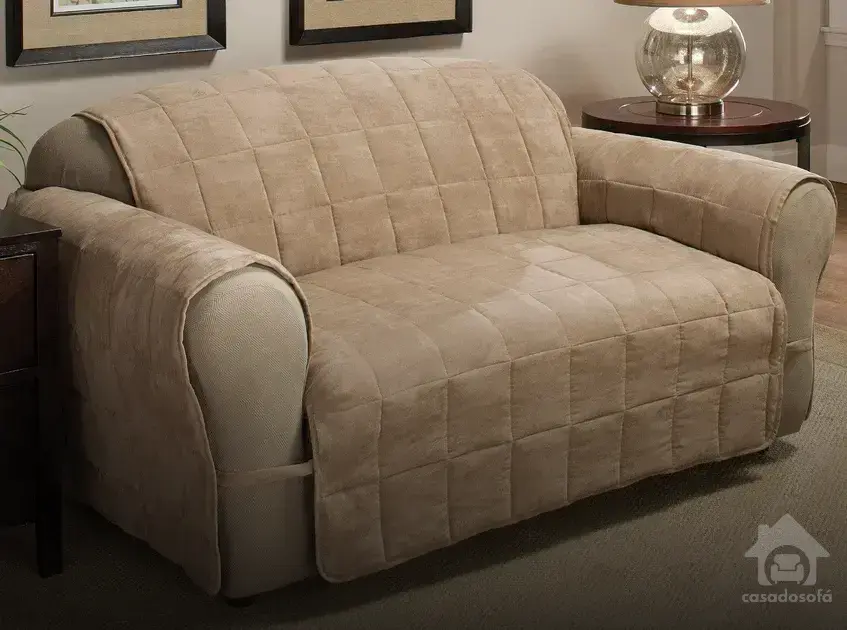 O Sofá Branco Perfeito: Elegância e Versatilidade na Sala