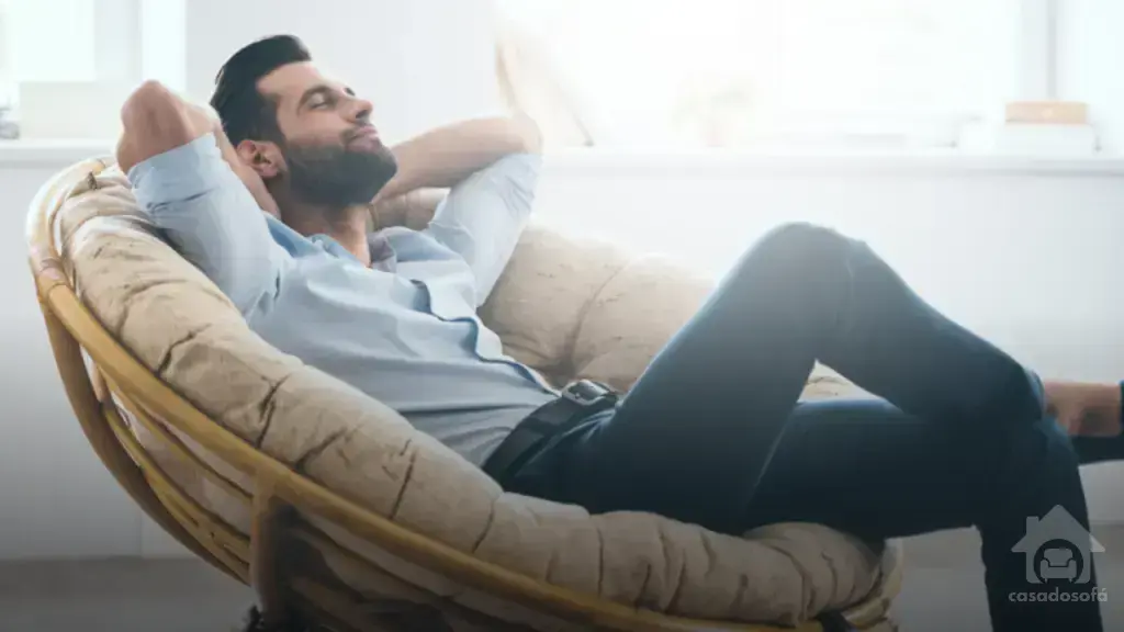 Qual cor de cortina combina com sofá cinza