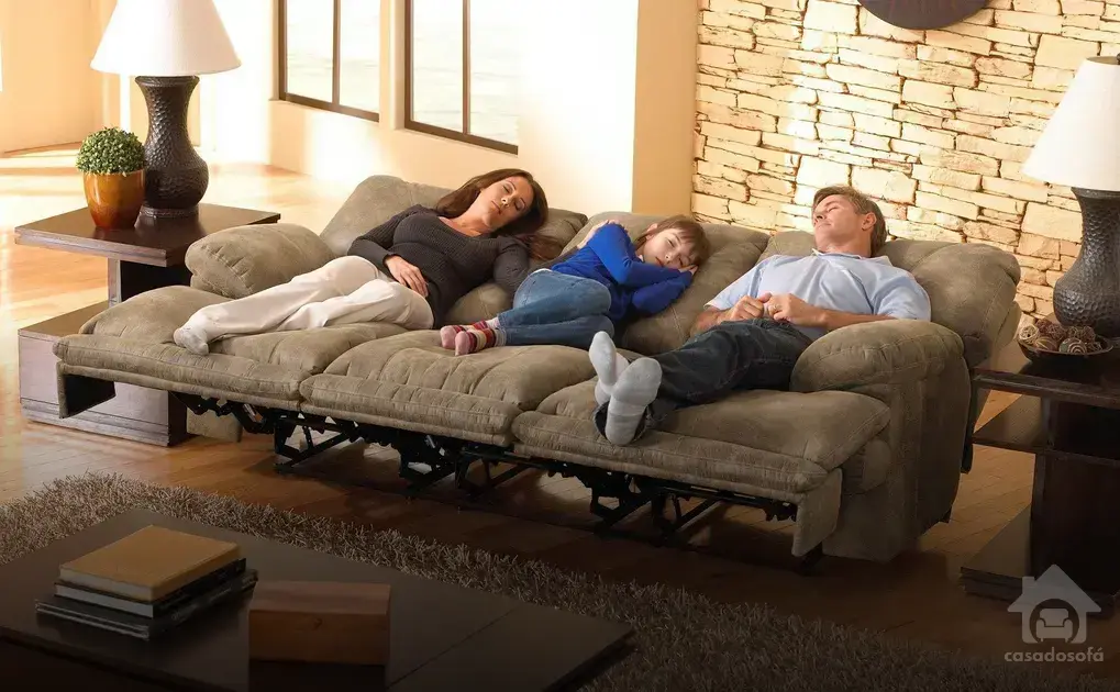 Qual o tipo de sofá mais resistente?