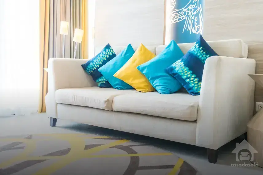 Sofá para Família: Dicas para uma Escolha Confortável e Estilosa