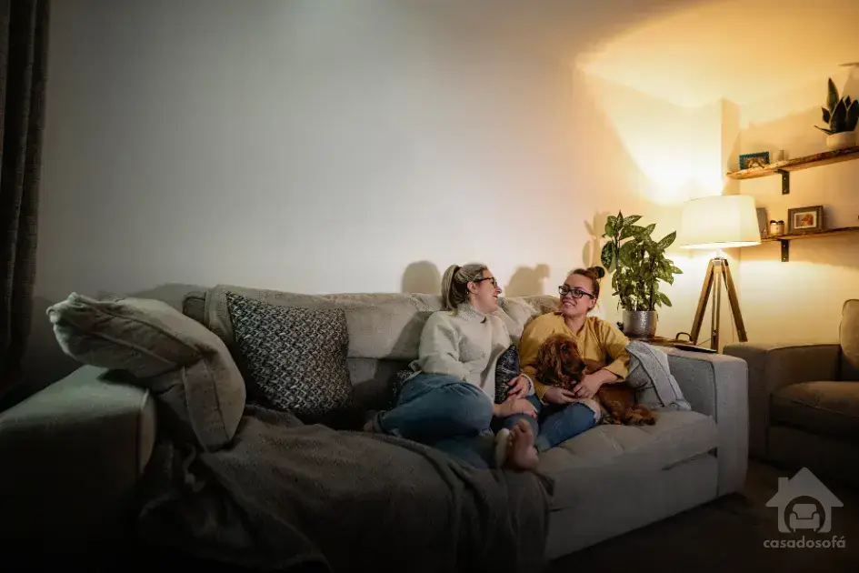 Sofás de microfibra: uma boa escolha para resistência e praticidade