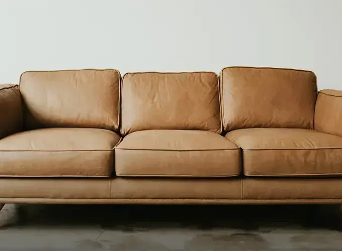 tendencia de cores de sofa 2024