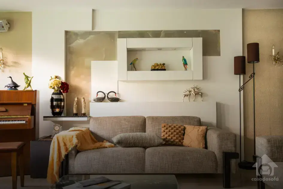 Tendências de cores de cortina para combinar com sofá cinza