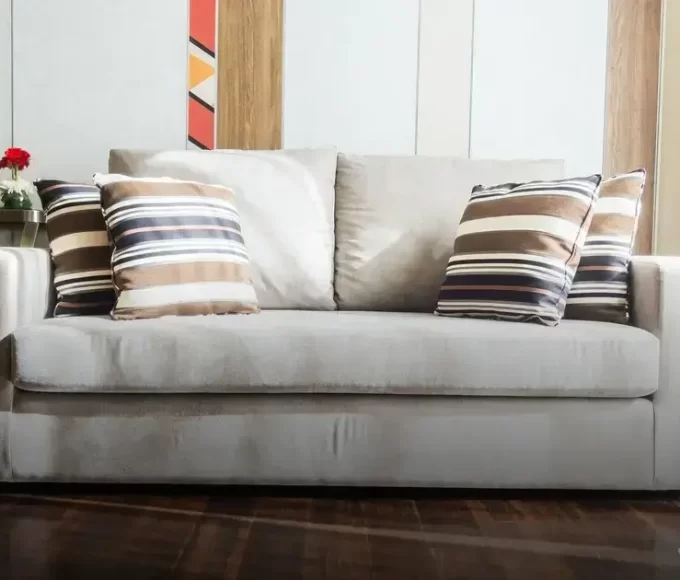 Tendências de Cores para Sofá em 2024: Mantenha Sua Sala na Vanguarda!